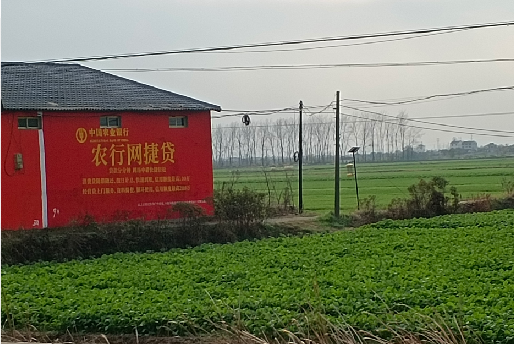 龙岩如何防止墙体广告褪色呢？